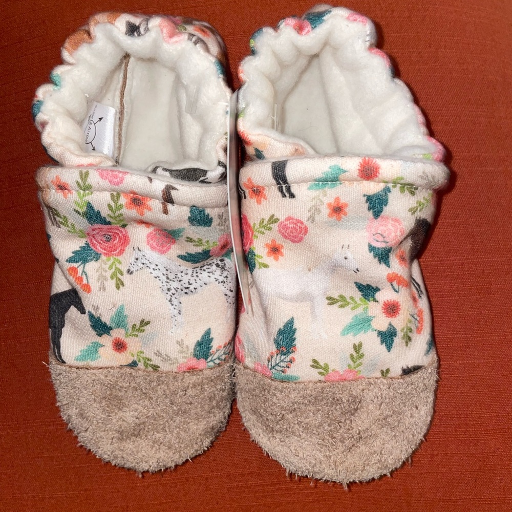 Snow and Arrow Organic Cotton Slippers / 3T